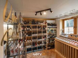 Prodej ubytování, Mutěnice, Hodonínská, 258 m2