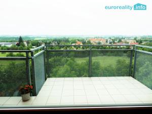 Pronájem bytu 3+1, Praha, Vřesovická, 130 m2