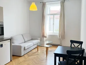 Pronájem bytu 2+kk, Praha - Žižkov, Čajkovského, 43 m2
