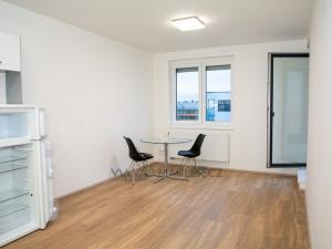 Prodej bytu 2+kk, Praha - Stodůlky, náměstí Junkových, 43 m2
