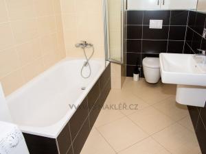 Prodej bytu 2+kk, Praha - Stodůlky, náměstí Junkových, 43 m2