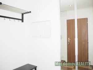 Pronájem bytu 3+1, Praha - Letňany, Kuželova, 71 m2