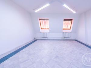 Pronájem kanceláře, Ostrava - Přívoz, Libušina, 30 m2