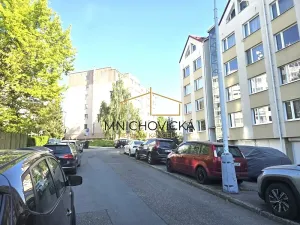 Prodej bytu 3+1, Praha - Újezd nad Lesy, Malešovská, 74 m2