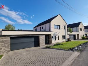 Prodej rodinného domu, Dolany, 242 m2