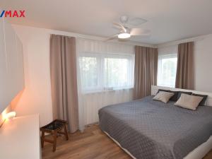 Prodej rodinného domu, Dolany, 242 m2