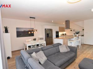 Prodej rodinného domu, Dolany, 242 m2