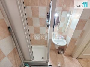 Pronájem bytu 2+kk, Praha - Karlín, Urxova, 53 m2