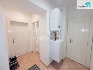 Pronájem bytu 2+kk, Praha - Karlín, Urxova, 53 m2