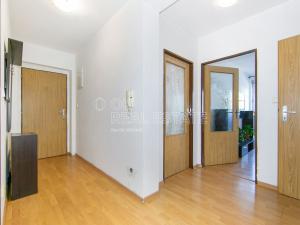 Prodej bytu 3+1, Stříbro, Na Vyhlídce, 68 m2