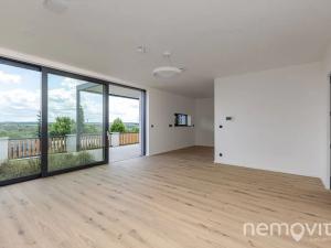 Prodej vily, Praha - Dolní Počernice, V padolině, 280 m2
