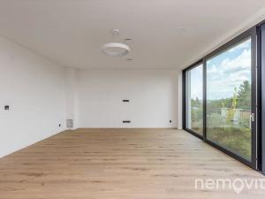 Prodej vily, Praha - Dolní Počernice, V padolině, 280 m2