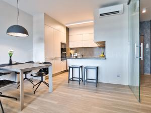 Prodej bytu 2+kk, Olomouc - Nové Sady, Rokycanova, 58 m2