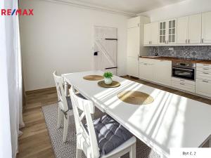 Prodej ubytování, Zvěrkovice, 372 m2