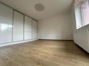 Prodej bytu 2+1, Chomutov, Mostecká, 65 m2