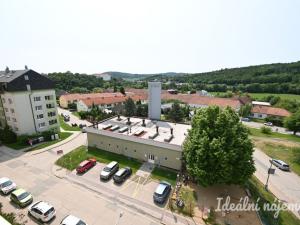 Pronájem bytu 1+1, Rosice, Kaštanová, 40 m2