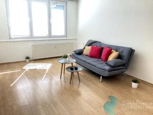 Pronájem bytu 2+kk, České Budějovice, Staroměstská, 43 m2