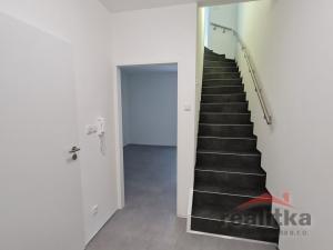 Pronájem bytu 2+kk, Opava - Město, náměstí Osvoboditelů, 42 m2