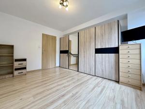 Pronájem bytu 2+1, Frýdek-Místek, Jaroslava Lohrera, 52 m2