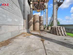 Prodej skladu, Bílá Třemešná, 1400 m2