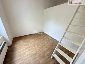 Pronájem bytu 2+kk, Praha - Smíchov, Kmochova, 35 m2