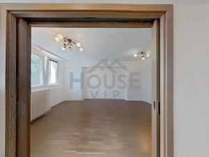 Prodej bytu 2+1, Roztoky, Masarykova, 57 m2