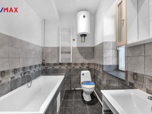 Prodej rodinného domu, Městec Králové, Míru, 142 m2