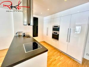 Pronájem bytu 3+kk, Praha, Rohanské nábřeží, 127 m2