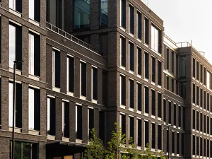 Pronájem kanceláře, Praha - Radlice, Radlická, 1000 m2