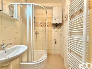 Pronájem bytu 3+kk, Praha, Na bitevní pláni, 68 m2