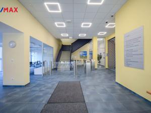 Pronájem kanceláře, Hradec Králové - Věkoše, Akademika Bedrny, 78 m2