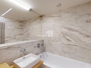 Prodej bytu 3+kk, Praha - Libeň, Novovysočanská, 101 m2