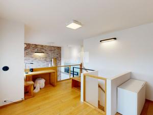 Prodej bytu 3+kk, Praha - Libeň, Novovysočanská, 101 m2