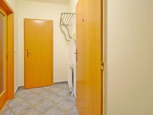 Pronájem bytu 1+kk, Praha - Kunratice, Velké Kunratické, 39 m2