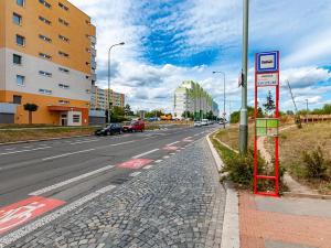 Pronájem bytu 1+kk, Praha - Horní Měcholupy, Mantovská, 40 m2