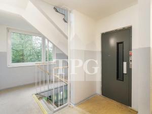 Prodej bytu 3+1, Praha - Černý Most, Vašátkova, 70 m2