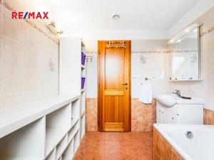 Prodej rodinného domu, Újezd u Brna, Komenského, 160 m2