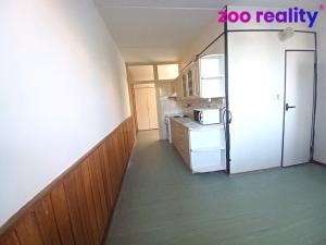 Pronájem bytu 2+1, Chomutov, Zadní Vinohrady, 61 m2
