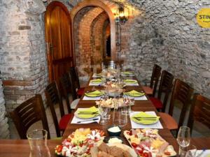 Pronájem obchodního prostoru, Olomouc, 8. května, 90 m2