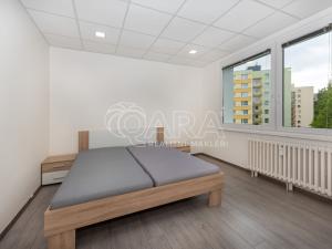 Pronájem bytu 4+1, Trutnov - Střední Předměstí, Papírenská, 88 m2