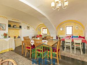 Prodej restaurace, Kokořín, 506 m2