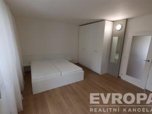 Pronájem bytu 2+kk, Praha - Záběhlice, Hrusická, 46 m2