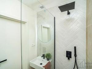 Pronájem bytu 3+kk, Praha - Hloubětín, Poděbradská, 53 m2