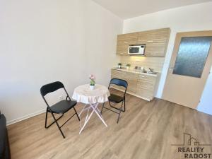 Pronájem bytu 1+kk, Olomouc, Kavaleristů, 25 m2