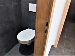 Pronájem bytu 3+kk, Třebíč, Martinské nám., 79 m2