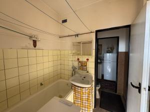 Prodej bytu 3+1, Praha - Malešice, Počernická, 72 m2