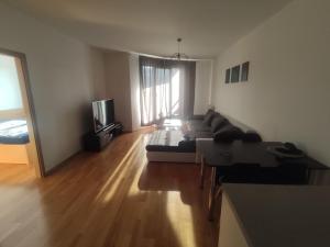 Prodej bytu 2+kk, Praha - Letňany, Tupolevova, 50 m2