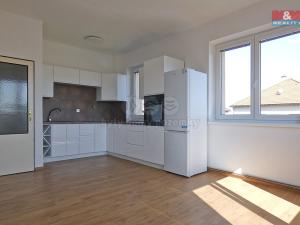 Pronájem bytu 3+1, Vrdy - Dolní Bučice, Kosmonautů, 102 m2