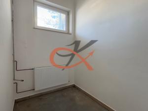 Pronájem výrobních prostor, Rožnov pod Radhoštěm, 1. máje, 136 m2