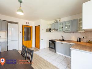 Prodej rodinného domu, Hluk, Mladá, 211 m2
